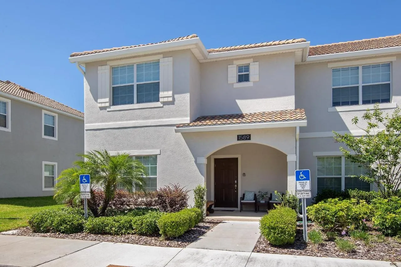 1589Mvd-The Retreat At Championsgate Townhouse Villa Davenport Holiday home